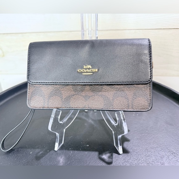 COACH Foldover Wristlet  F78229 In Signature Brown / Black  / Gold Hardware EUC - Picture 1 of 13